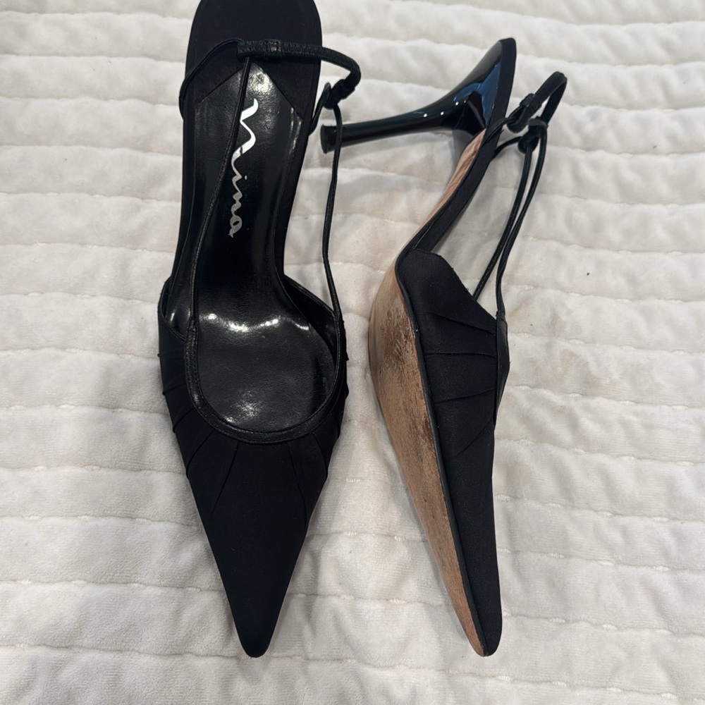 Nina Elegant Black Pointed Heels